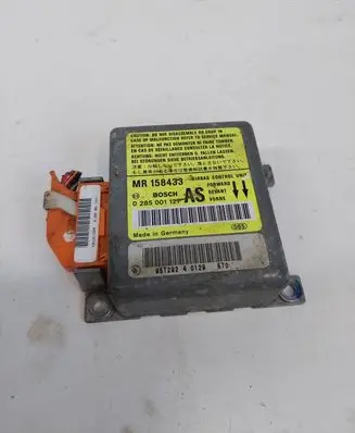 Mitsubishi Carisma Airbag control unit/module MR158433 0285001127 05T29240129