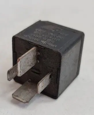 Volkswagen Touran I Other relay 7M0951253A A666F2 V23136J6X45