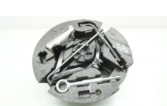 Volvo V60 Lift Jack 