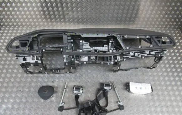 Volkswagen Multivan T5 Dashboard 