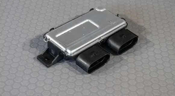 Mercedes-Benz Sprinter W907 W910 Fuel injection pump control unit/module A0009008214 A0009015303