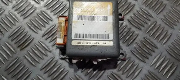 Mercedes-Benz C W202 Airbag control unit/module 0008209726 0285001088