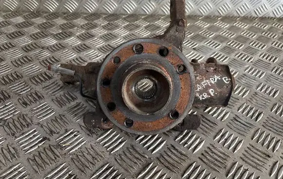 Opel Zafira B Front wheel hub