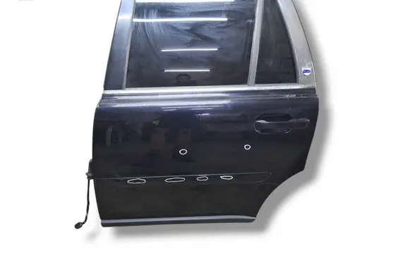 Volvo XC90 Rear door