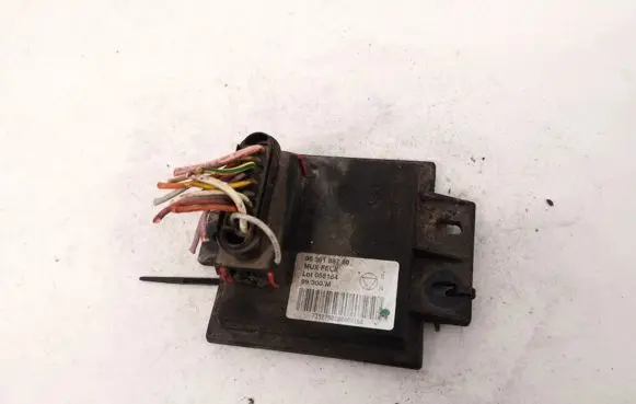 Peugeot 607 Other control units/modules 9636188780