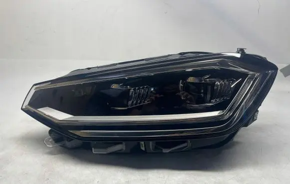 Volkswagen Golf Sportsvan Headlight/headlamp 517941081