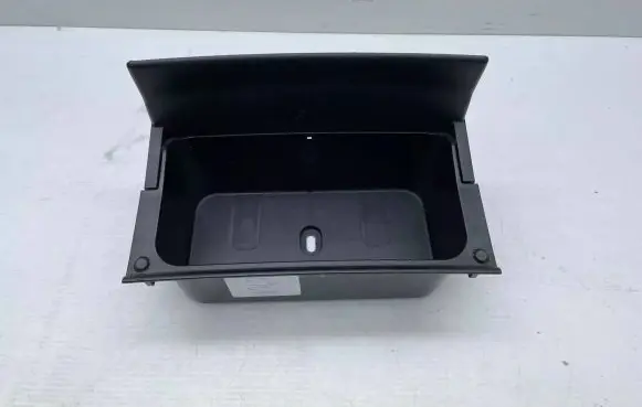 Mercedes-Benz CLS C218 X218 Glove box central console A2186800950 12355780 A218680095