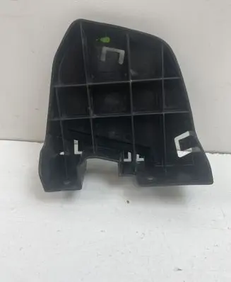 Cadillac Escalade IV Rear bumper mounting bracket