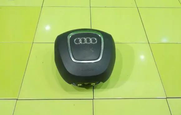 Audi A3 S3 8P Steering wheel airbag 8P0880201CD