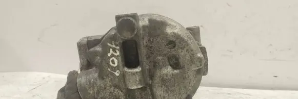 Mercedes-Benz C W203 Air conditioning (A/C) compressor (pump)