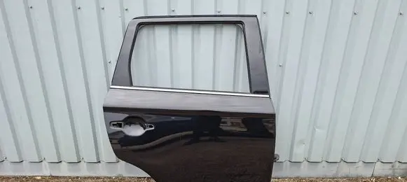 Mitsubishi Outlander Rear door 