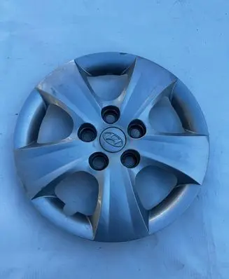 Hyundai i30 R15 wheel hub/cap/trim 529802R000
