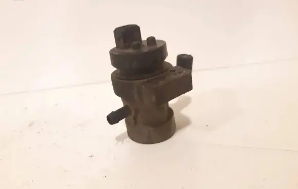 Mercedes-Benz C W202 Turbo solenoid valve 0004701993
