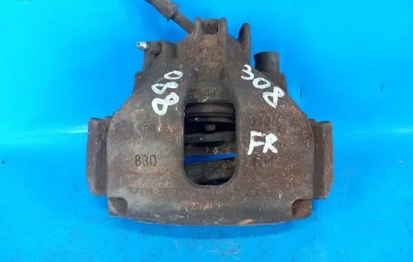 Volvo XC70 Front brake caliper 9209723