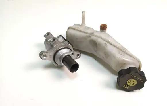 KIA Sportage Master brake cylinder