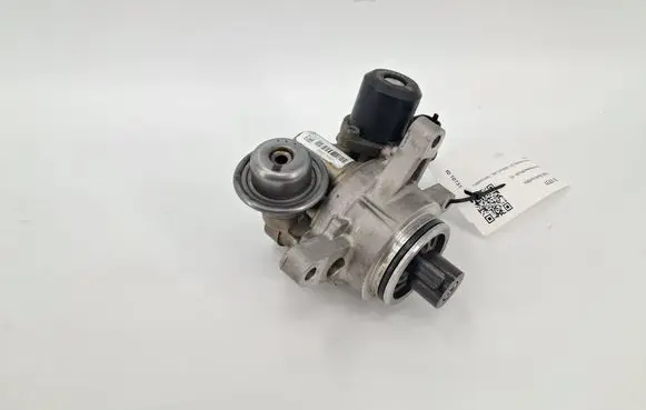 Porsche Panamera (970) Fuel injection high pressure pump 94811031523