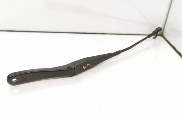 Opel Astra H Front wiper blade arm 13111219LH
