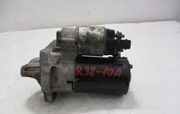 Peugeot 208 Starter motor 9674077280 18G50642AT ESM18E8