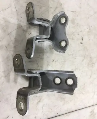 Toyota Auris E180 Front door hinge set ES03