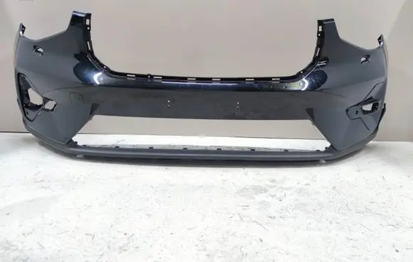Volvo XC40 Front bumper 31690933