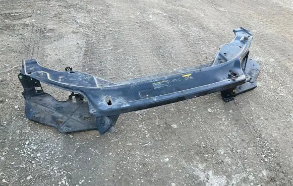 Volvo XC70 Top upper radiator support slam panel 