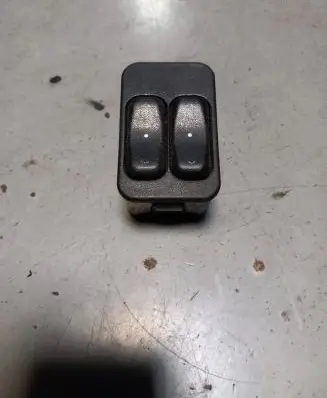 Opel Zafira A Electric window control switch 13363201 90561088