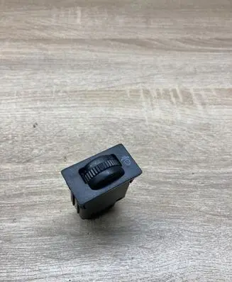 Toyota Corolla Verso AR10 Headlight level height control switch