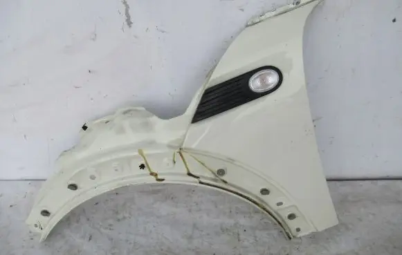 Mini One - Cooper Coupe R56 Fender