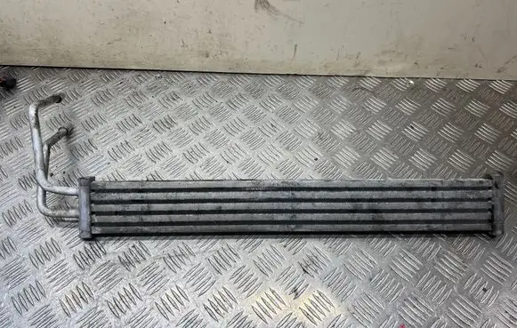 BMW 5 GT F07 Power steering radiator 7570100 N7399003