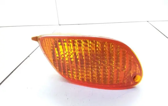 Ford Focus Front indicator light XS4113368A