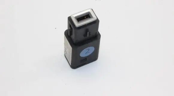 Opel Mokka B USB socket connector 98217039DX