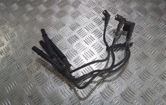 Renault Thalia II Ignition plug leads 8200713680