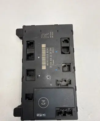 Mercedes-Benz CLK A209 C209 Door control unit/module 2098202226 355225