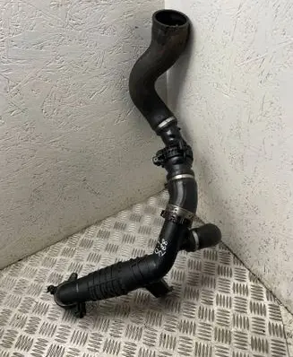 Opel Insignia A Intercooler hose/pipe 20946051 20946049