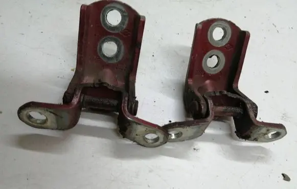 Nissan Pulsar Front door hinge set 