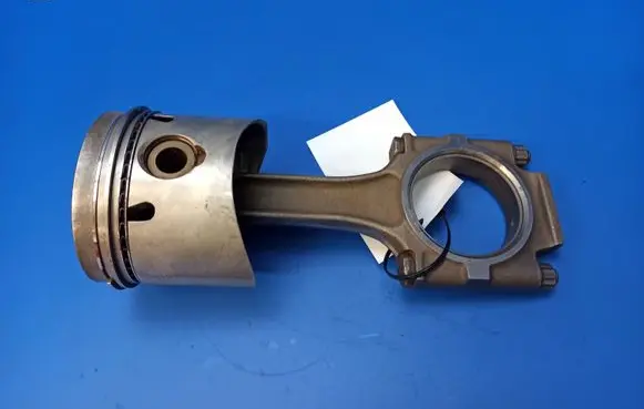 Jaguar XJS Piston with connecting rod F41140A