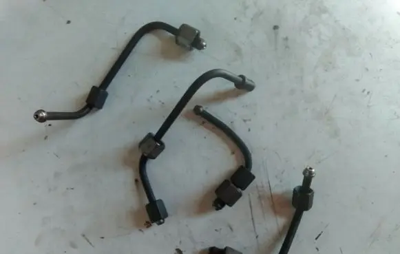 Fiat Multipla Fuel injector supply line/pipe 