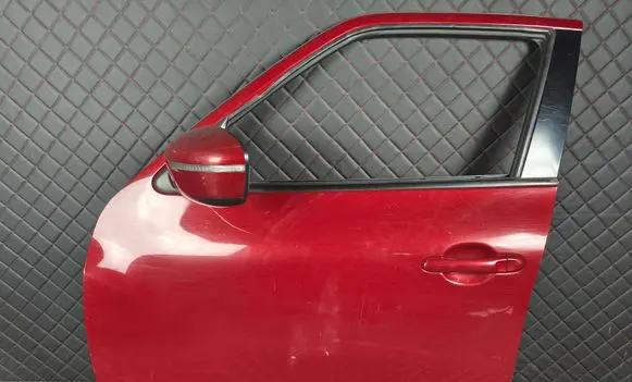 Nissan Juke I F15 Front door 