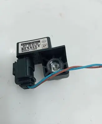 Renault Scenic II - Grand scenic II Airbag deployment crash/impact sensor 8200411025