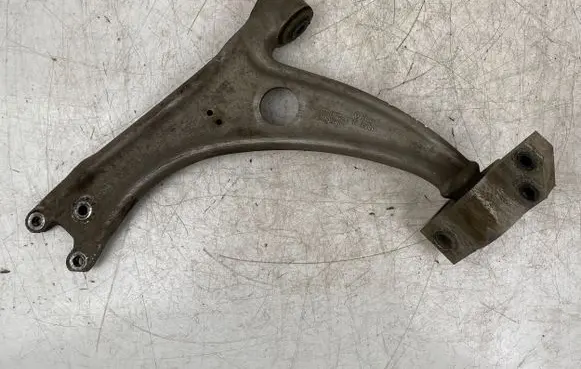 Seat Alhambra (Mk2) Front lower control arm/wishbone 3C0407151G