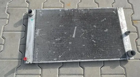 BMW 5 E60 E61 Coolant radiator 17117795878