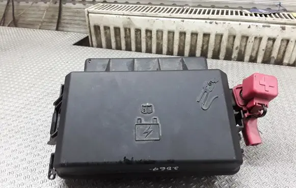 Chrysler 300 - 300C Fuse box set 16238AC