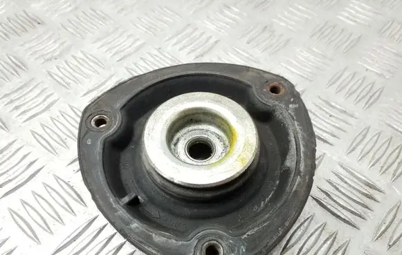 Skoda Octavia Mk3 (5E) Front upper strut mount 5Q0412331C