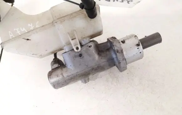 Nissan Micra Master brake cylinder