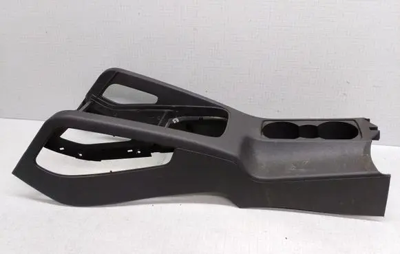 Volkswagen Golf V Center console 1K0863243A 1K0862531