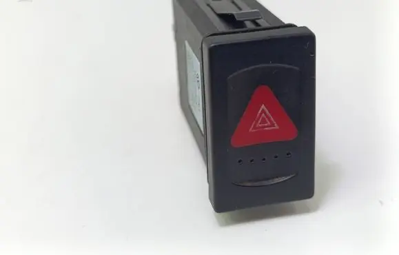 Volkswagen PASSAT B5.5 Hazard light switch 3B0953235D