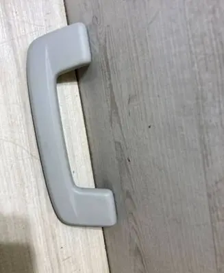 Audi Q3 F3 Front interior roof grab handle 8Y0857607