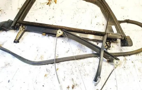 Audi A4 S4 B6 8E 8H Rear door window/glass frame 