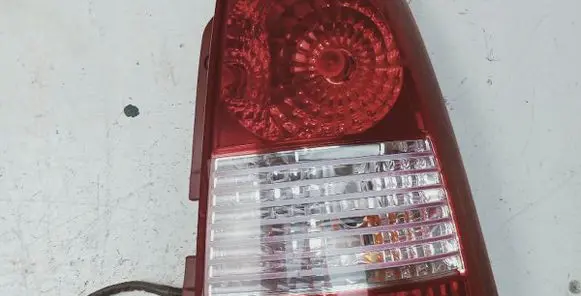 KIA Picanto Tailgate rear/tail lights 00010