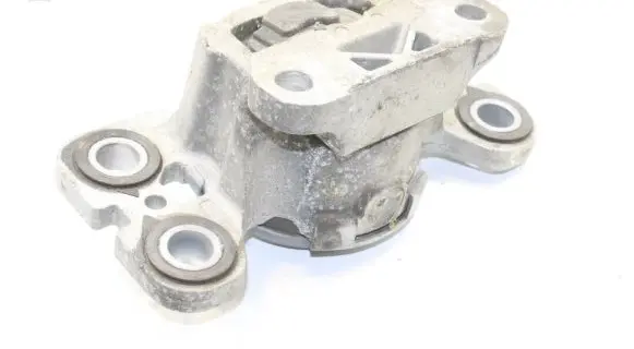 Volvo XC60 Engine mount bracket 6G9N7M121AA